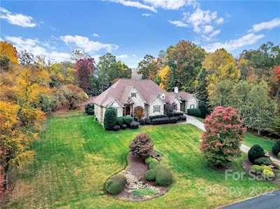 736 Cooks Cove Ridge Lake Wylie, SC 29710