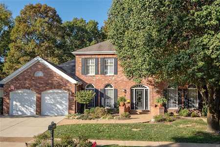 16566 Baxter Forest Ridge Dr Chesterfield, MO 63005