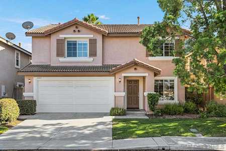 4343 Meadow Spring Way Oceanside, CA 92057