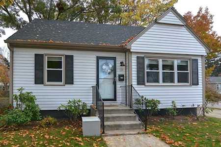 114 Brook Ave East Providence, RI 02915