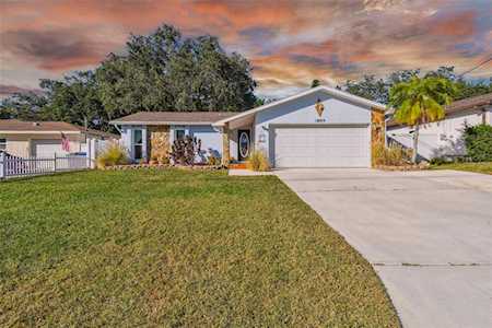 14749 Bay Dr Largo, FL 33774