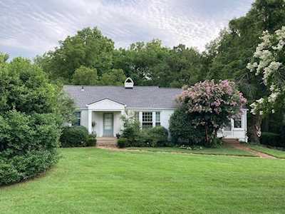 2860 Sugar Tree Rd Nashville, TN 37215