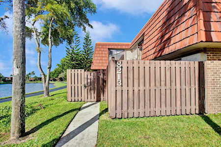 8213 Boca Rio Drive Drive Boca Raton, FL 33433