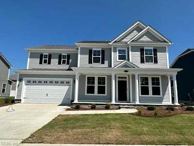 1813 Tristan Rd Chesapeake, VA 23320