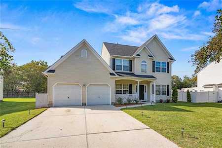1220 Hickman Arch Virginia Beach, VA 23454