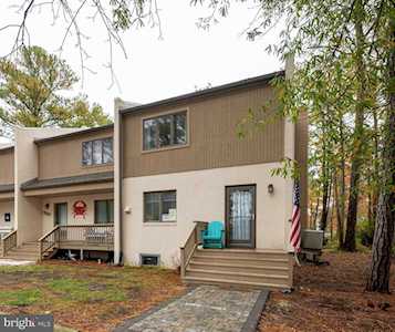 758 Salt Pond Rd Bethany Beach, DE 19930