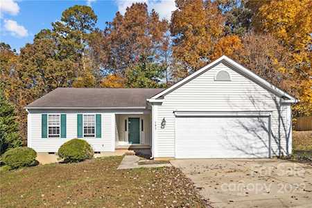192 Brookstone Dr Mount Holly, NC 28120