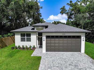 1205 Royal Palm Ave Orlando, FL 32809