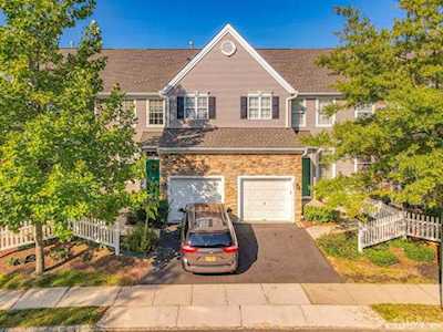303 Yarrow Circle South Brunswick, NJ 08810