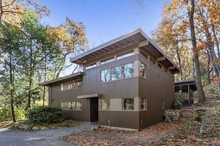 64 Turning Mill Rd Lexington, MA 02420