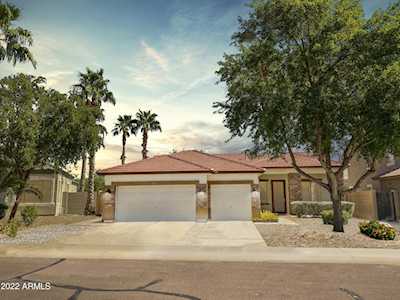 18016 W Acapulco Ln Surprise, AZ 85388