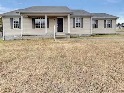 205 Gill Ct Murfreesboro, TN 37129