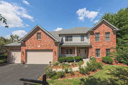 5 Crenshaw Ct Bolingbrook, IL 60490