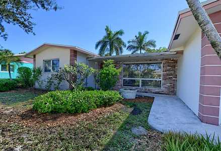242 SW 4th Street Boca Raton, FL 33432
