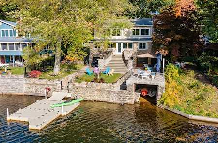 30 Davis Road Stow, MA 01775