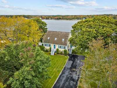 7 Beach St Berkley, MA 02779