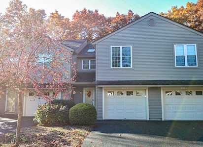 313 Ridgefield Cir #B Clinton, MA 01510