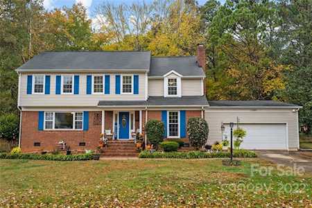 13501 Lipizzan Ct Matthews, NC 28105