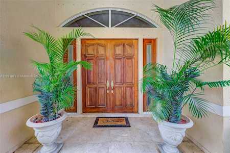10300 SW 90th Ave Miami, FL 33176