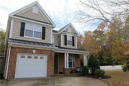 2315 Silver Charm Circle Suffolk, VA 23435