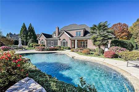 155 Queens Cove Rd Mooresville, NC 28117