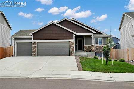 6013 Nash Drive Colorado Springs, CO 80925