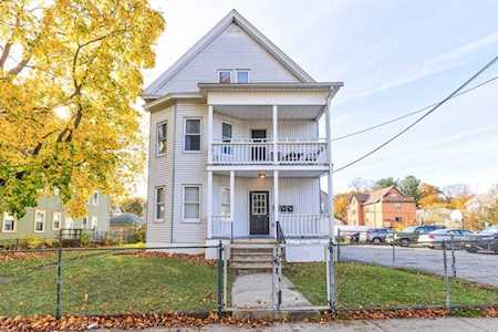 11 Henderson Ave Worcester, MA 01603