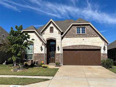 3704 Legends Path Flower Mound, TX 75028