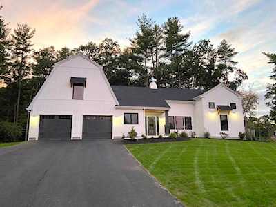 118 Genivieve Drive Northbridge, MA 01588