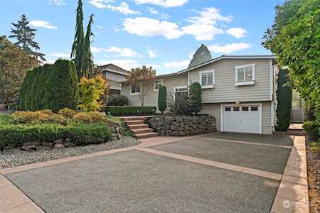 535 16th Ave W Kirkland, WA 98033
