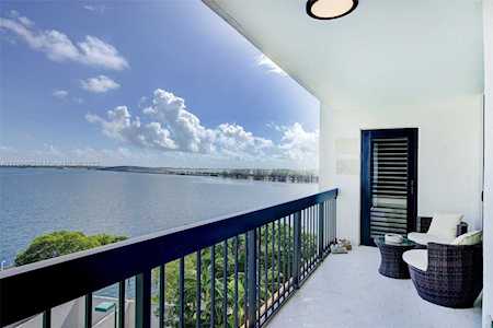 2333 Brickell Ave #705 Miami, FL 33129