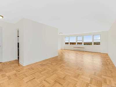 4525 Henry Hudson Parkway #B1208 Bronx, NY 10471