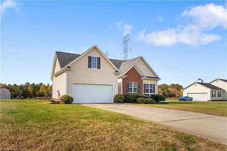 3383 Rebecca Drive Summerfield, NC 27358