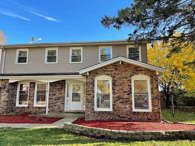 6S216 Mariwood Ct Naperville, IL 60540