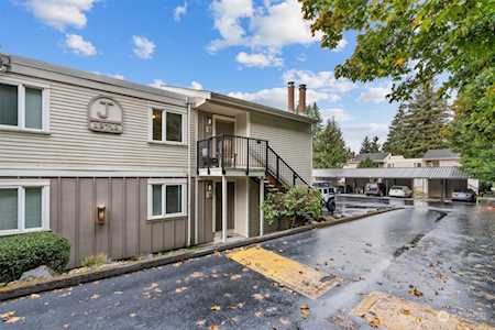 12718 NE 120th St #J5 Kirkland, WA 98034