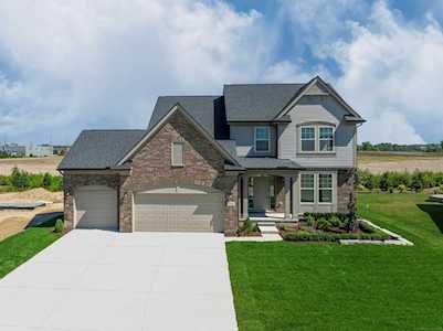 17255 Crittenden Drive Macomb, MI 48044