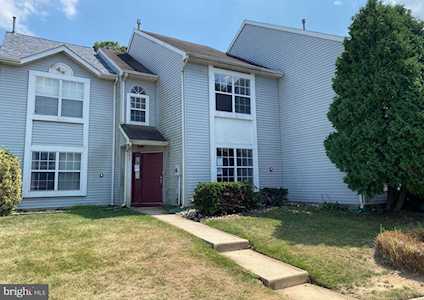 942 Thoreau Ln Williamstown, NJ 08094