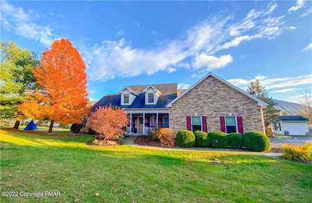 924 Sand Quarry Rd Palmerton, PA 18071