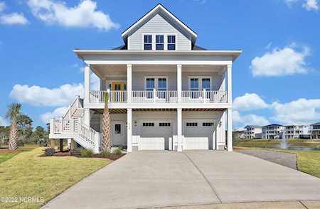 8109 Grand Harbour Court Wilmington, NC 28411