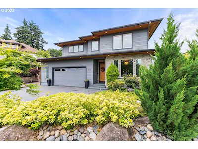 4315 NW 121st CIR Vancouver, WA 98685