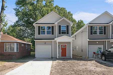 664 B Greenbriar Ave Hampton, VA 23661