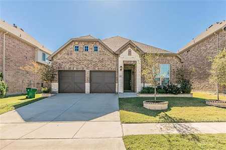 5805 Morning Wind Drive Mckinney, TX 75070