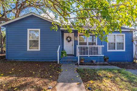 212 E 6th Street Weatherford, TX 76086
