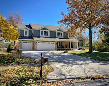 2316 Boulder Ct Naperville, IL 60565