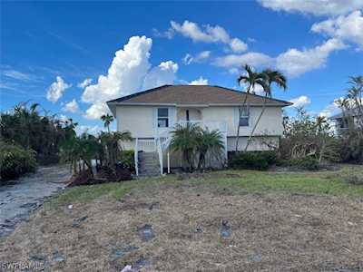 1219 Sand Castle Rd Sanibel, FL 33957