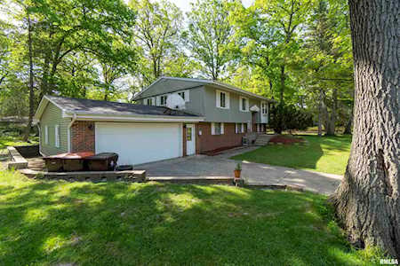5906 N Tampico Dr Peoria, IL 61614