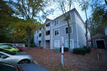 1431 Collegiate Circle #301 Raleigh, NC 27606