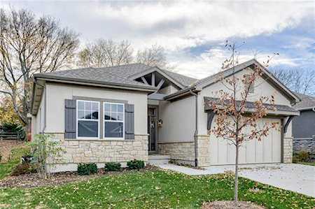 6931 W 162nd Ct Overland Park, KS 66085