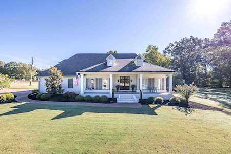 50 Hickory Lake Rd Eads, TN 38028