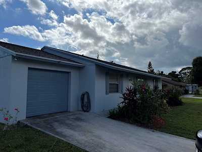 9052 Melody Road Lake Worth, FL 33467
